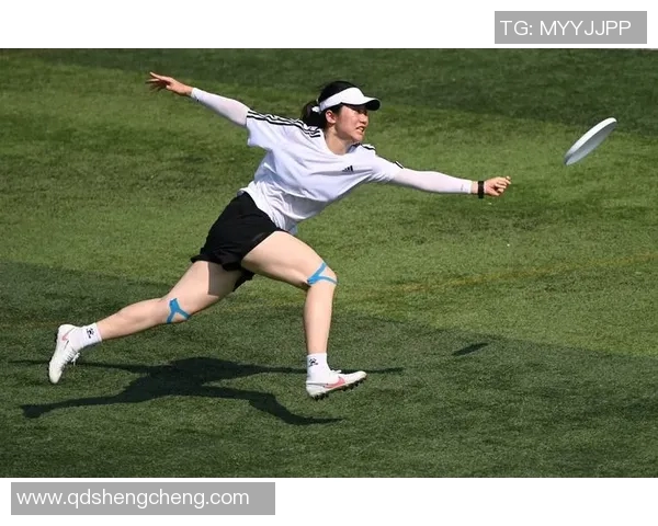 西安飞盘队的盯防战术解析与实战应用探讨 西安飞盘队的盯防战术解析与实战应用探讨